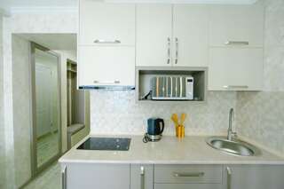 Апарт-отели Beach Tower Apart Maria Батуми Апартаменты-29